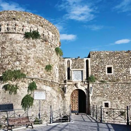 L'albero Di Limoni Sul Mare Di Vakantiehuis Pizzo (Calabria)