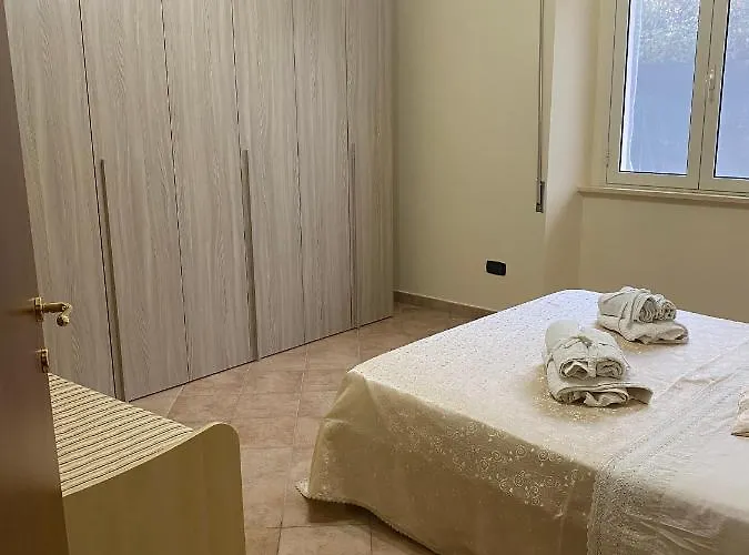 L'albero Di Limoni Sul Mare Di בית נופש