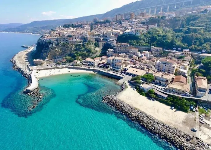 L'albero Di Limoni Sul Mare Di