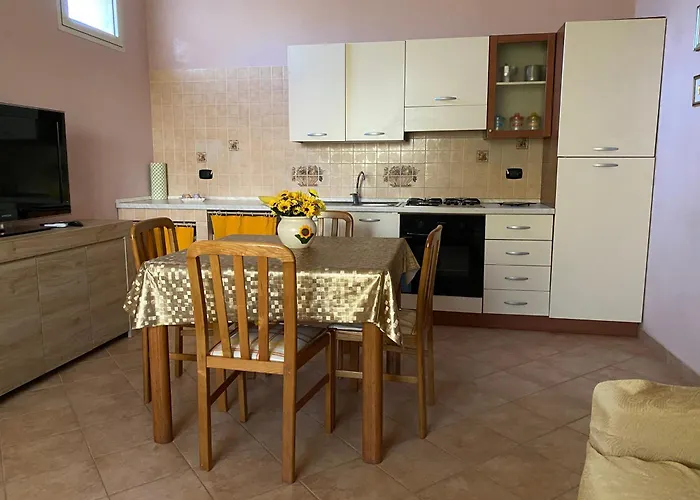 L'albero Di Limoni Sul Mare Di בית נופש