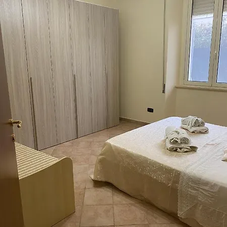 L'albero Di Limoni Sul Mare Di 펜션