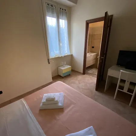 L'albero Di Limoni Sul Mare Di 펜션