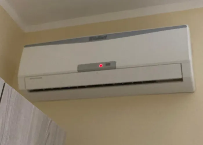 L'albero Di Limoni Sul Mare Di