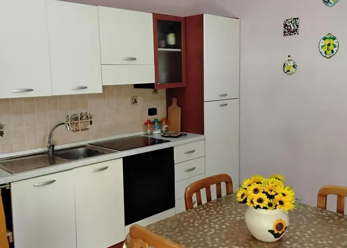 L'albero Di Limoni Sul Mare Di Casa de Férias Pizzo (Calabria)